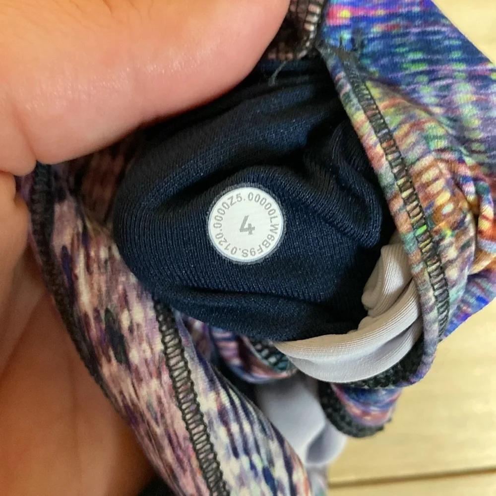 Lululemon wunder under high‎ rise Oasis cropped legging size 4